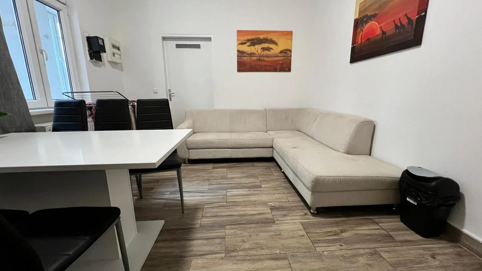 Affordable 3Br Apt Prime Location In Vienna