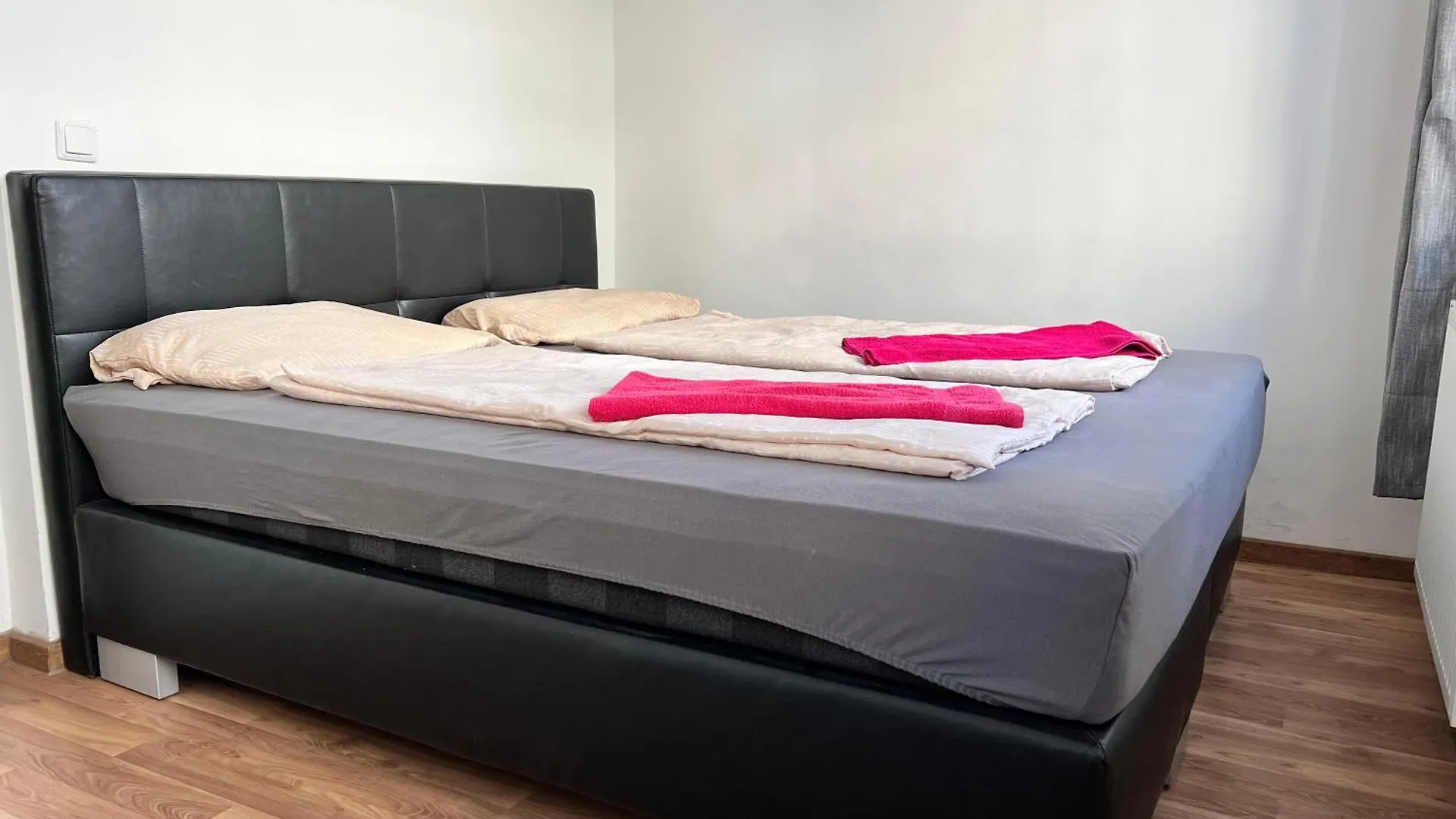 Affordable 3Br Apt Prime Location In Vienna